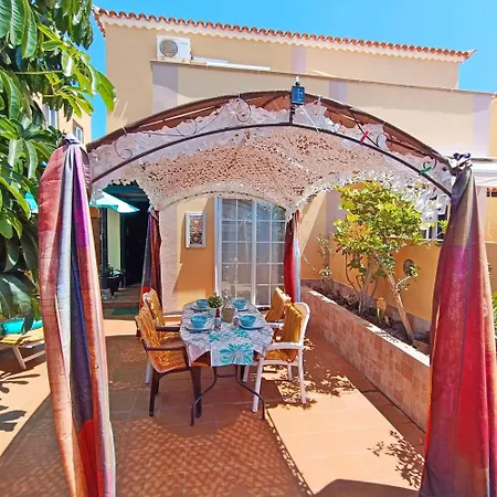 Casa Golfin - Mediterranean-style House In Tenerifes Sunny South Vakantiehuis Arona (Tenerife)